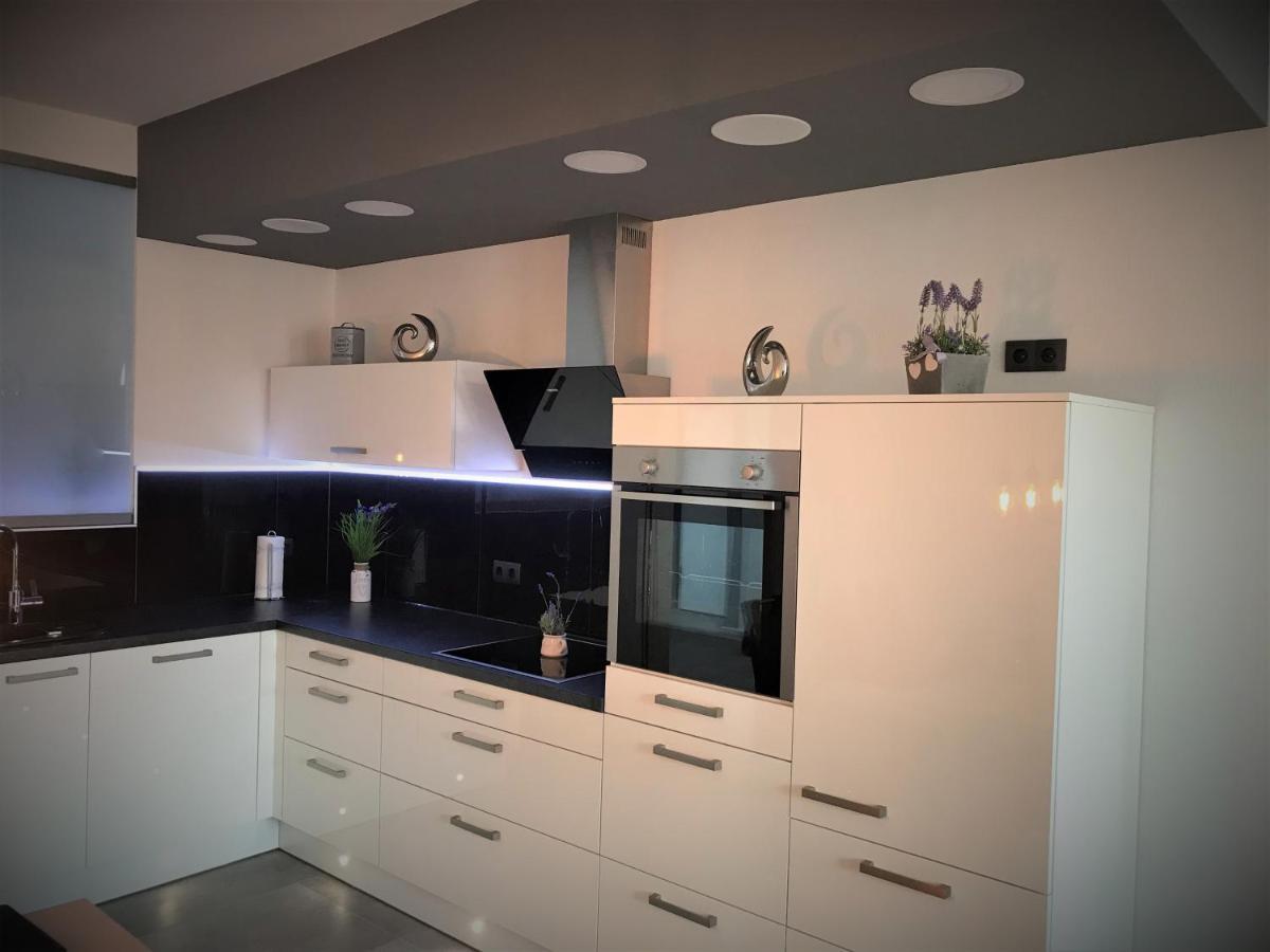 Salzhausblick Family Apartments - Zentrale Lage Am Salzhaus - Mwst-Rechnung Verfuegbar 치타우 외부 사진